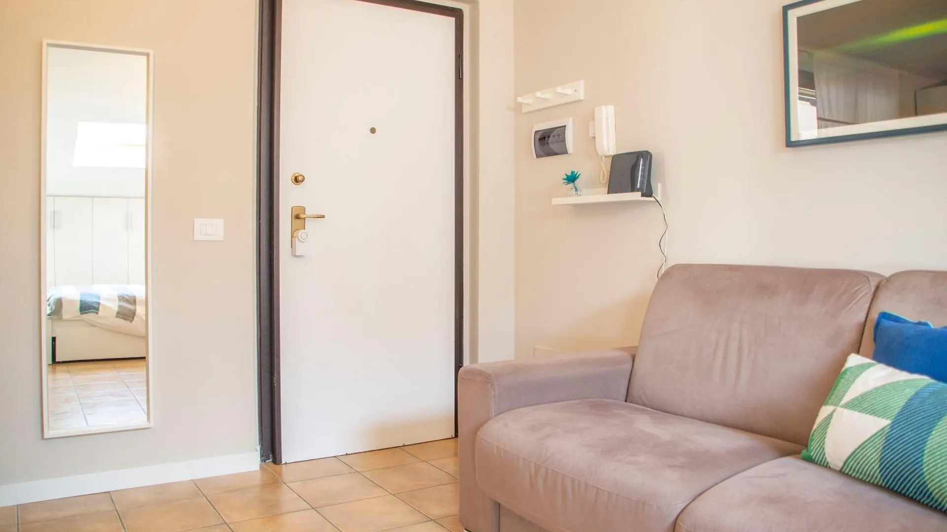 Appartamento Small Island In Milano